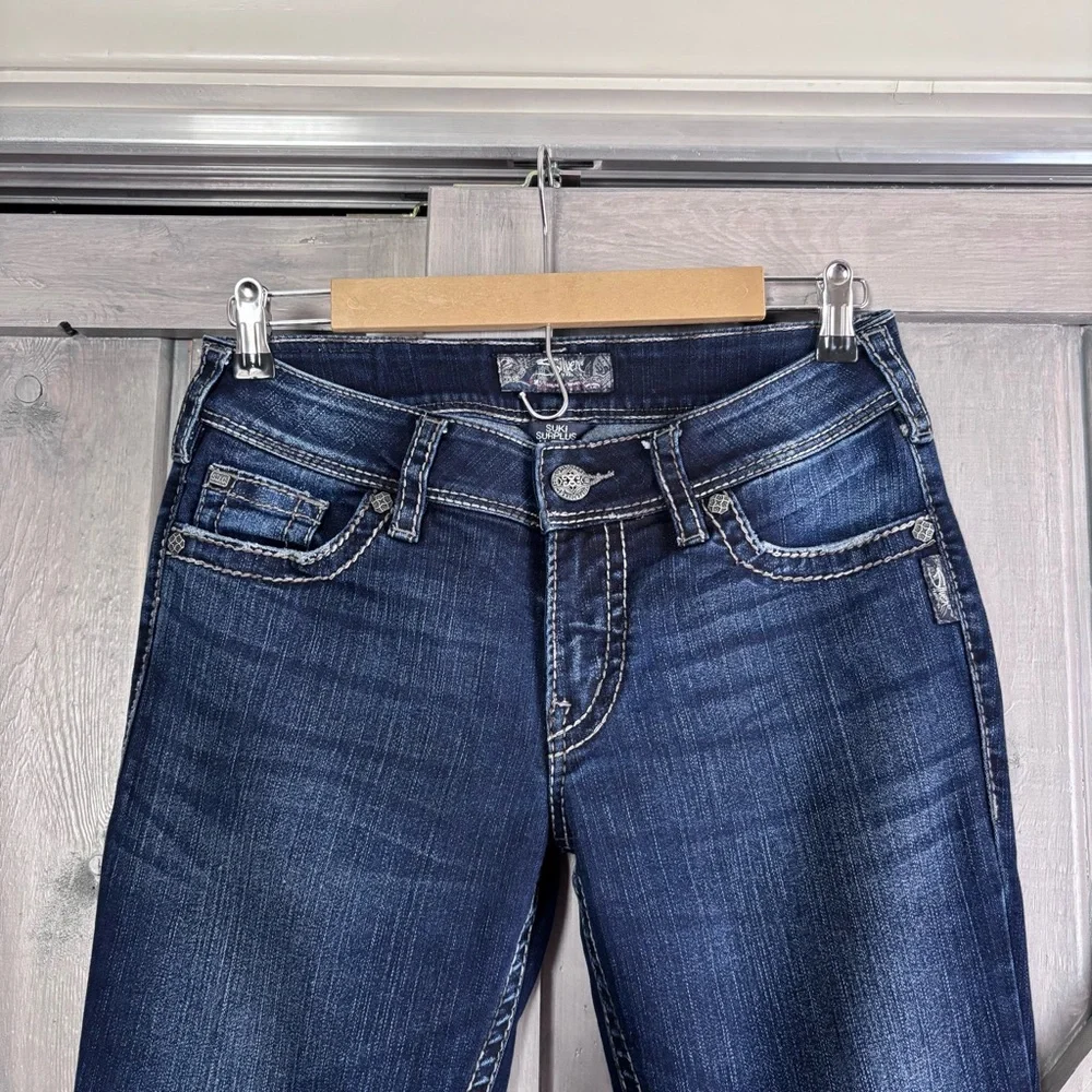 Silver Jeans SUKI SURPLUS Dark Blue Denim Bootcut Size 29 - Picture 3 of 9